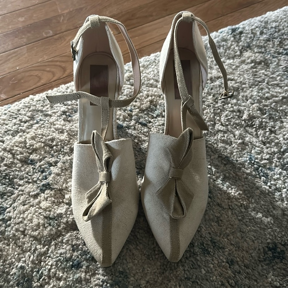 Joyfolie size 10 heels